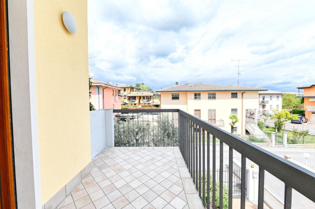 Pearl House - Sirmione Holiday - Jacuzzi Privata Екстер'єр фото