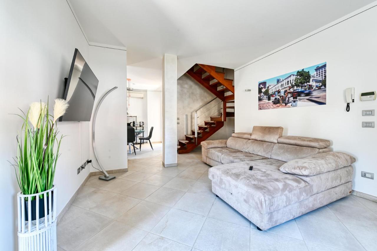 Pearl House - Sirmione Holiday - Jacuzzi Privata Екстер'єр фото